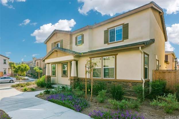 Building Photo - 4959 Camarillo Ln