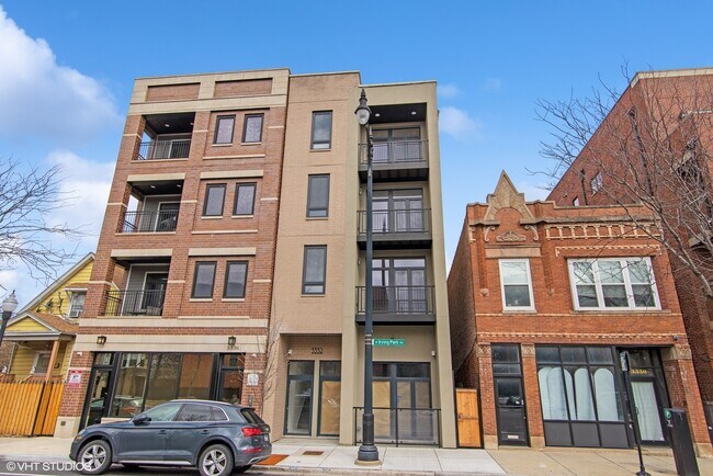 Primary Photo - 3332 W Irving Park Rd