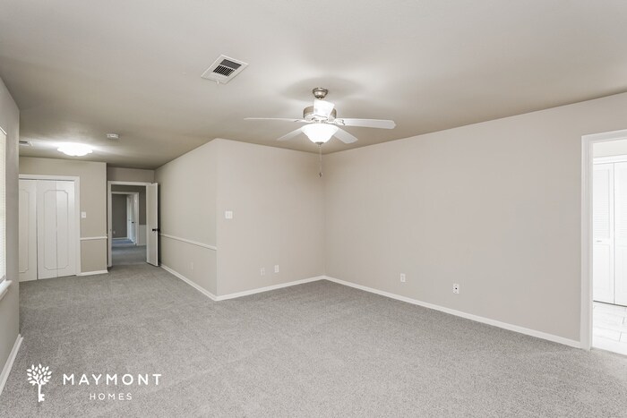 Building Photo - 10719 Idlebrook Dr