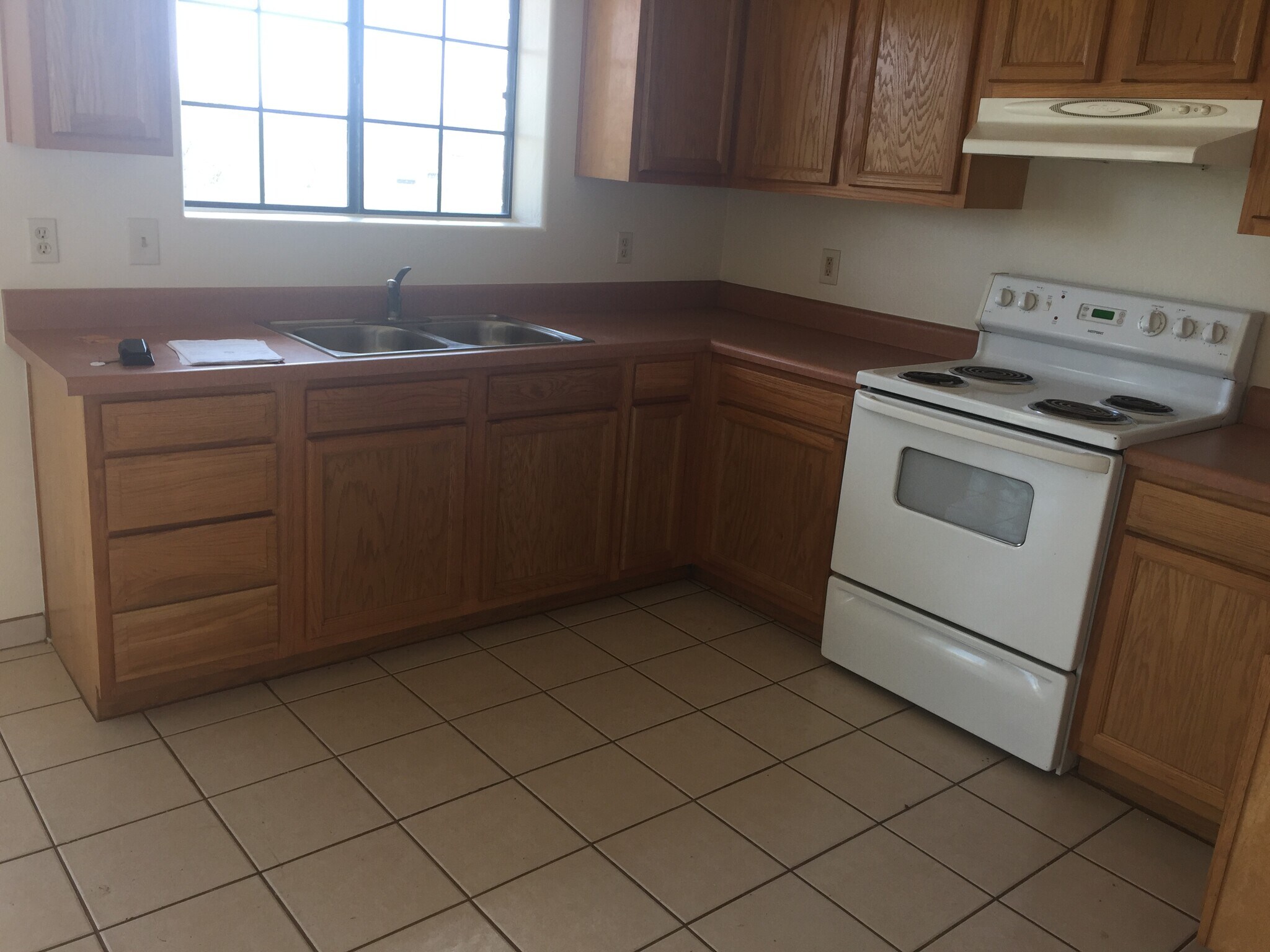 Building Photo - 1141 Calle Carmelita