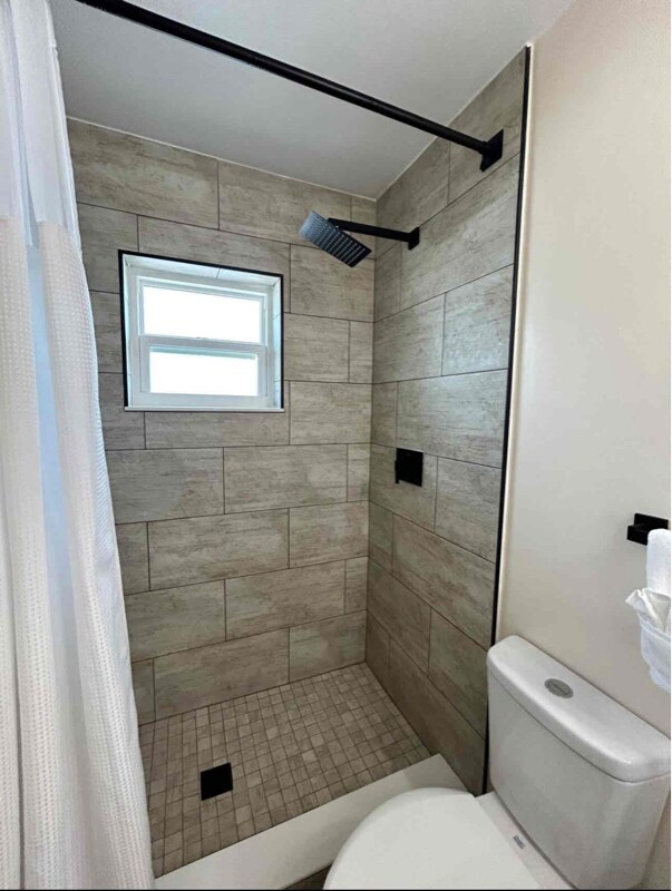 Building Photo - 1403 Stonehaven Way