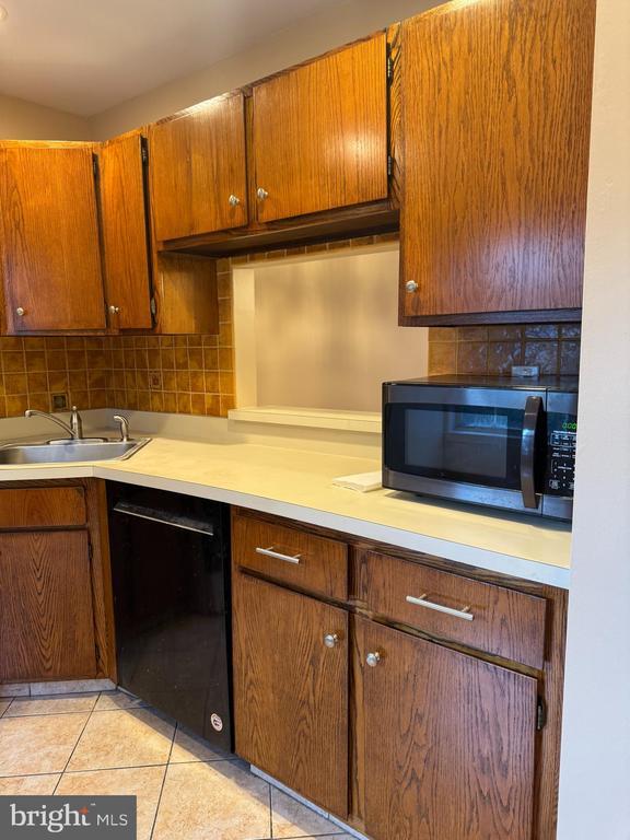 Building Photo - 286 Palombi Ct