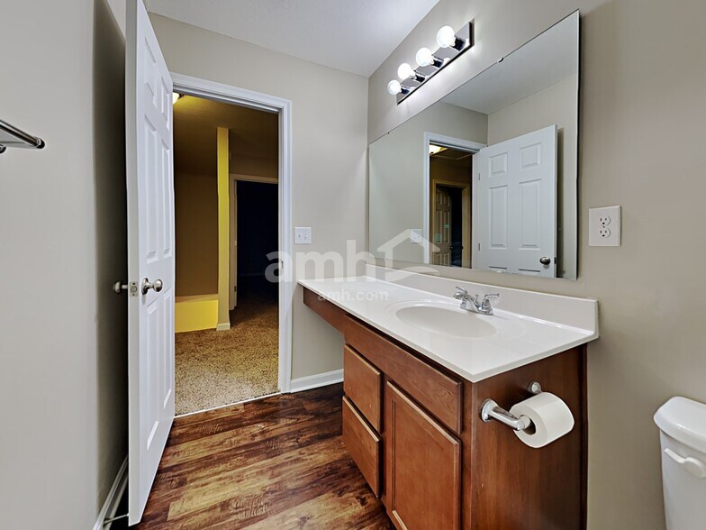 Building Photo - 1166 Carrington Pl