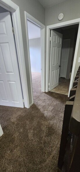 Building Photo - 9537 W Alameda Ave