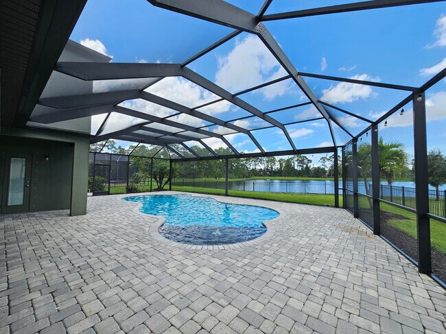 Building Photo - Watergrass