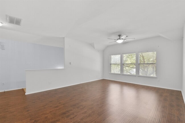 Building Photo - 2711 Polk St