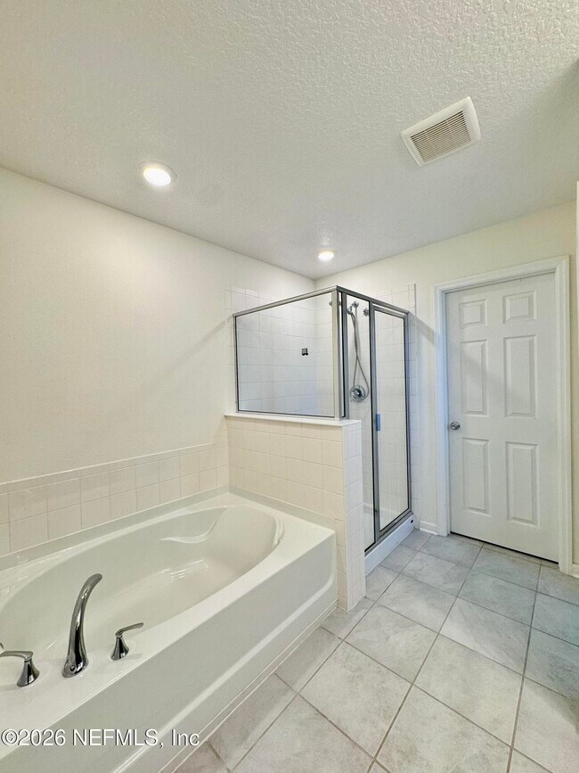 Building Photo - 310 Rambling Brk Trl