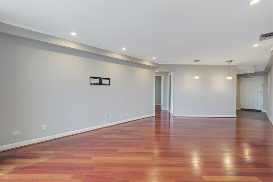 Building Photo - 1501 Clairmont Rd