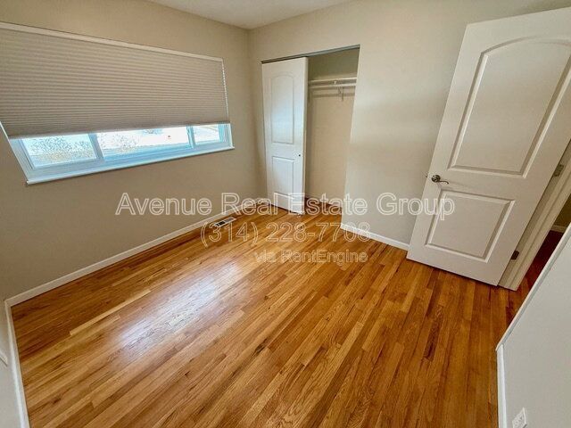 Building Photo - 12 Queensbrook Pl