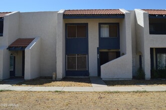 Building Photo - 5442 W El Caminito Dr
