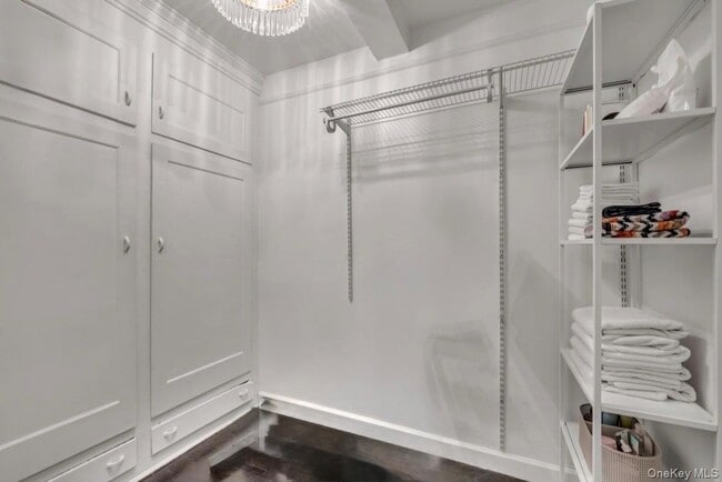 Building Photo - 83-80 118th St