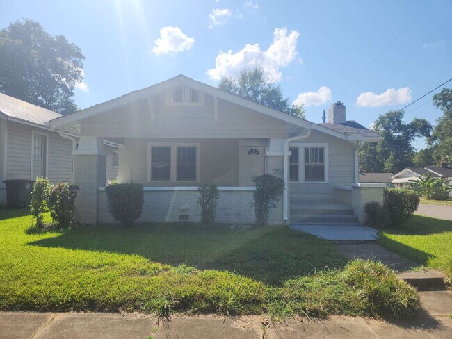 Building Photo - 3 Bedroom Home for Rent in Ensley — Housing Choice Vouchers Accepted