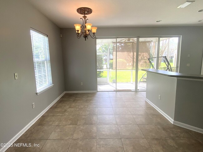 Building Photo - 4839 Parkhurst Pl