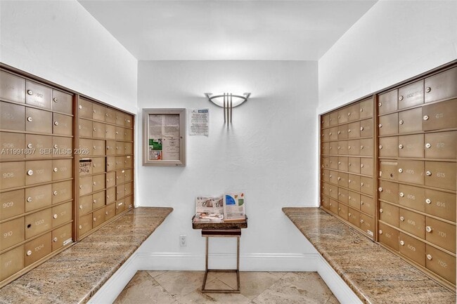 Building Photo - 9195 Collins Ave