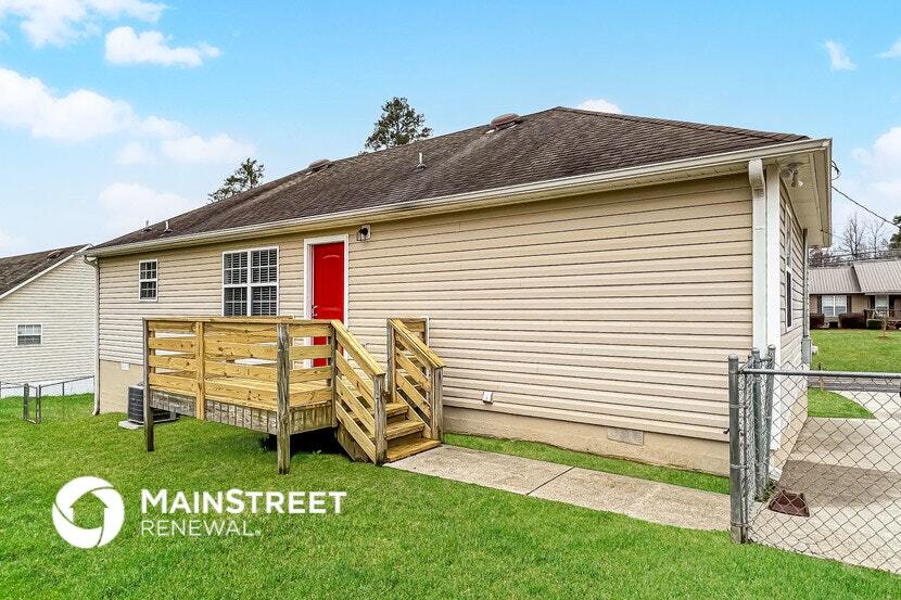 Building Photo - 695 Deans Ferry Rd