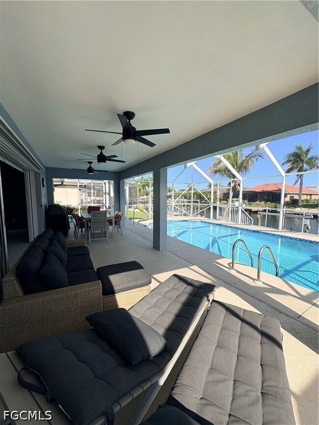 Building Photo - 2823 SW 39th Terrace