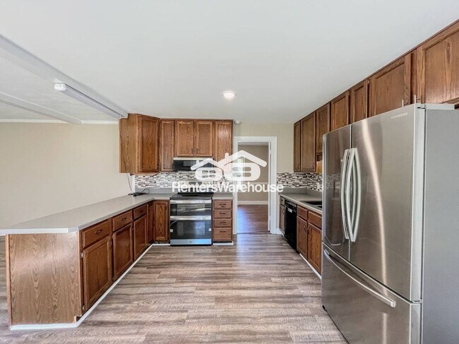 Building Photo - 2909 Duke of York Dr