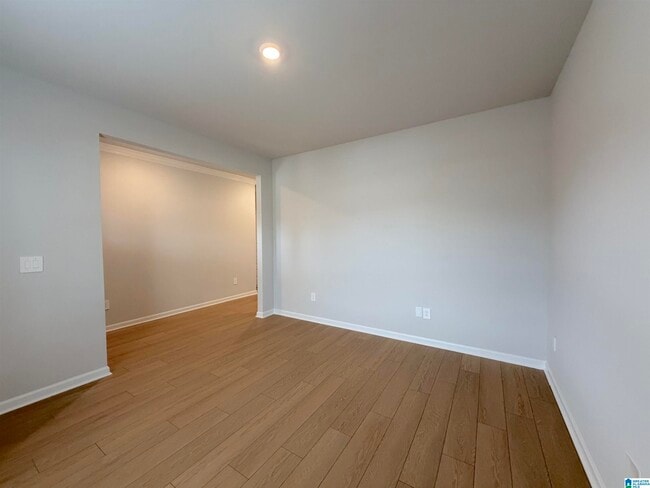 Building Photo - 4602 Hampton Glen Circle SE