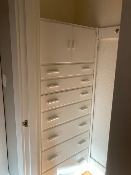 Bedroom 2 built ins in closet - 1823 Northeast 11th Avenue