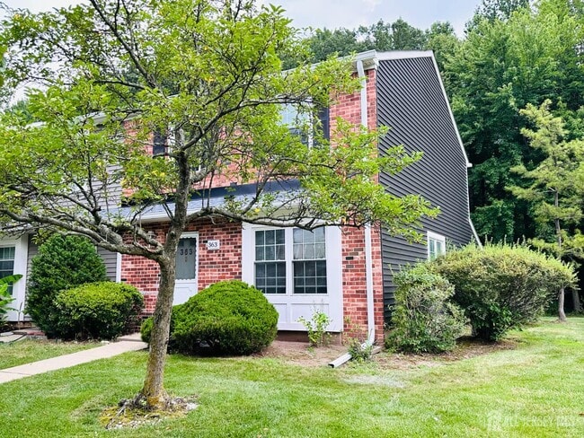 Building Photo - 363 Constitution Cir