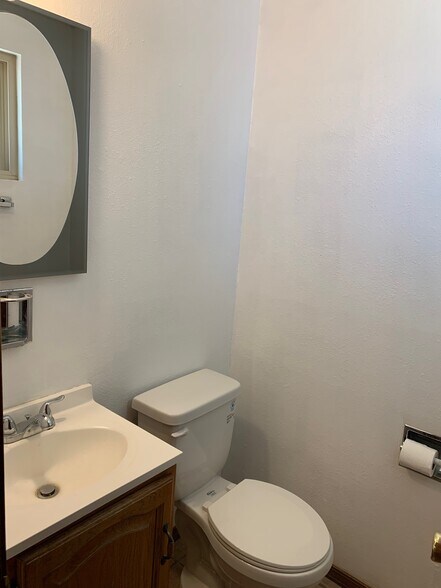 Half Bath attached to main bedroom - 3105 Valverde Dr NE