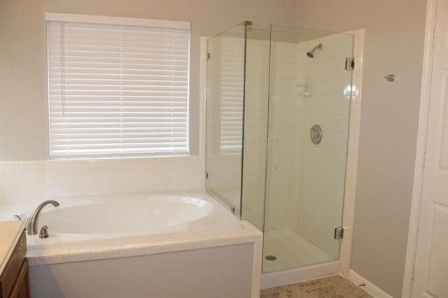 Building Photo - 6213 Covington Dr