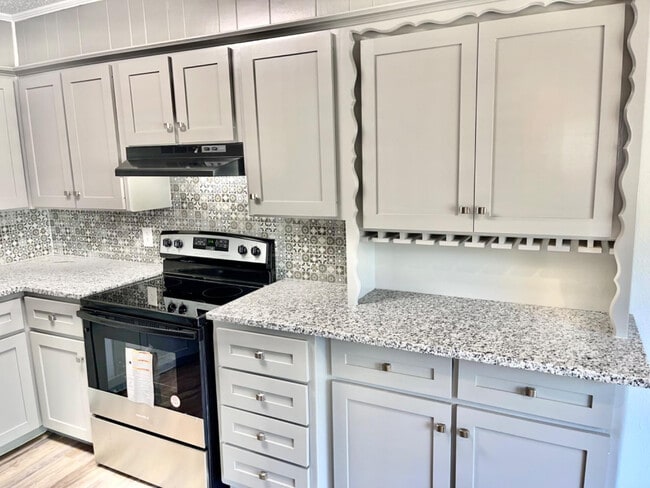 Building Photo - 5512 12th St