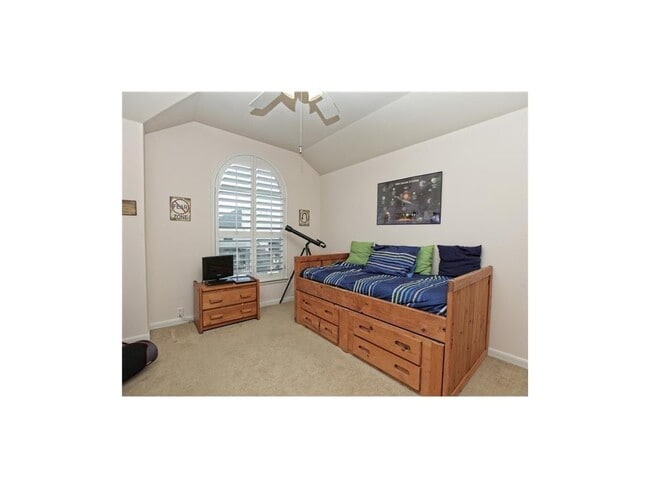 Building Photo - 2660 Salorn Way