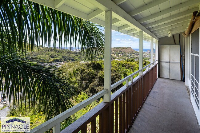 Building Photo - 2776 Laniloa Rd