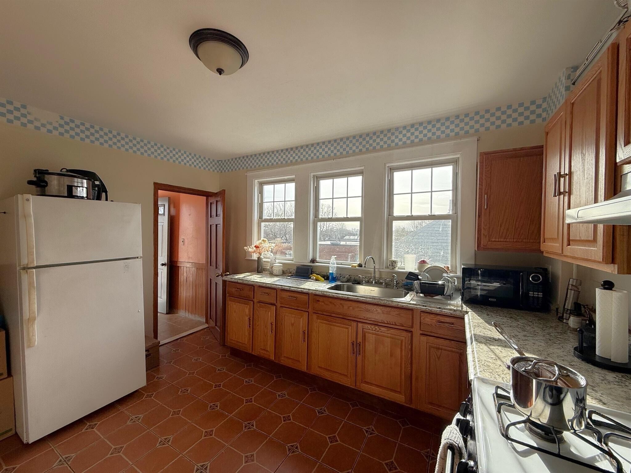 Building Photo - 81 Newbury St