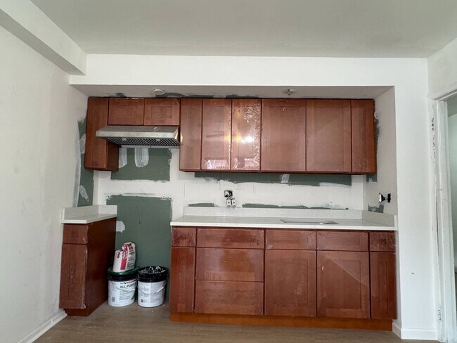 Building Photo - 436 Olmstead Ave