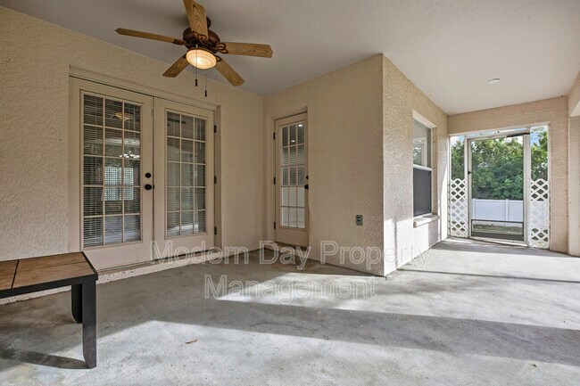 Building Photo - 12052 Jade Ave