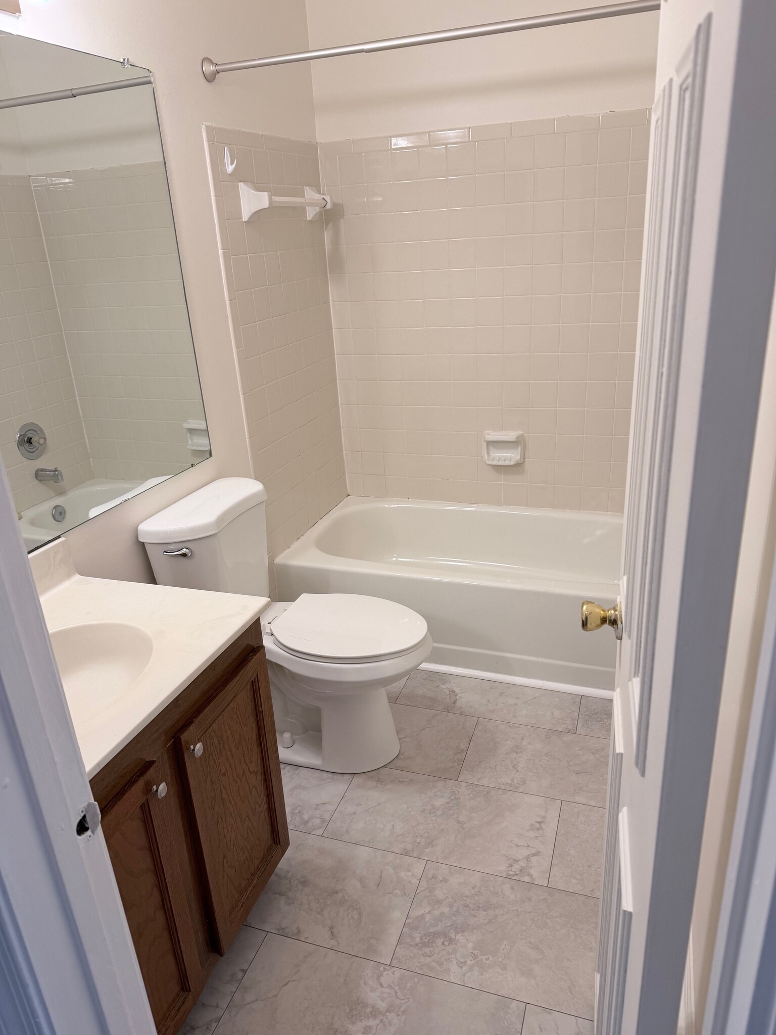 Building Photo - 20661 Shadyside Way