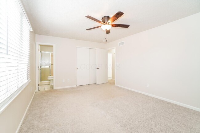 Building Photo - 4008 Thompson Ave