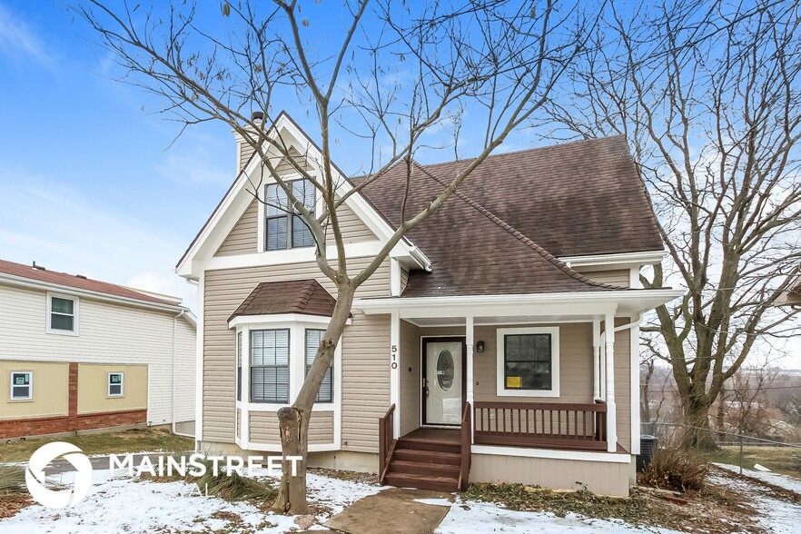 Building Photo - 510 Forestglen Ln