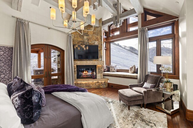 Building Photo - 472 Thunderbowl Ln