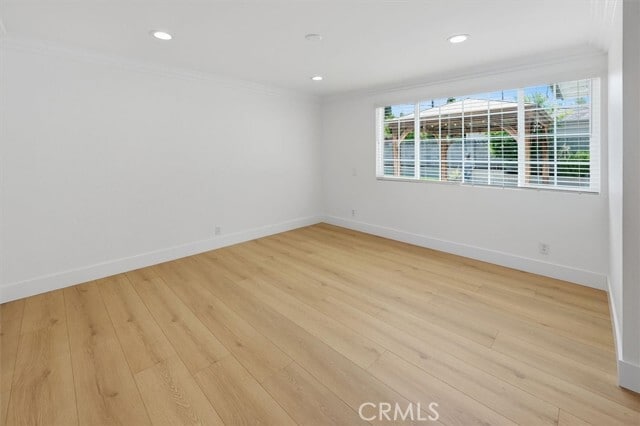 Building Photo - 24324 Victory Blvd