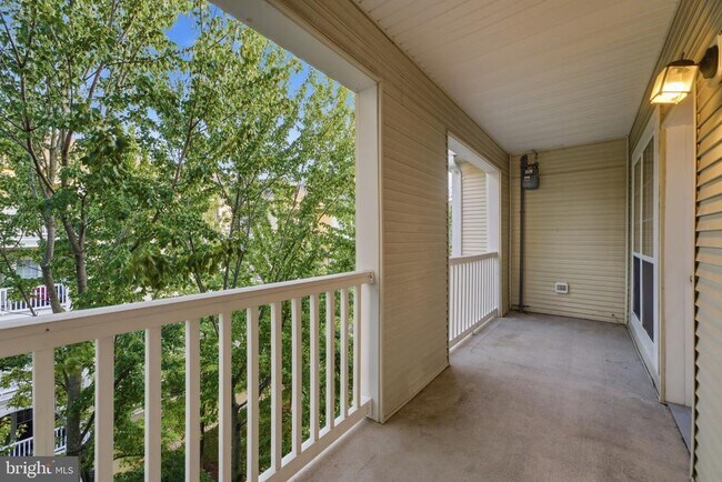 Building Photo - 4551 Strutfield Ln