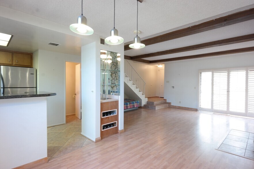 Building Photo - 1232 Stanford St