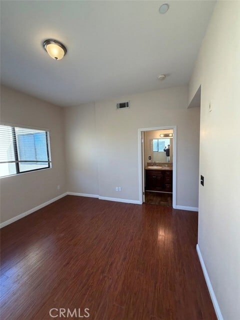 Building Photo - 920 Central