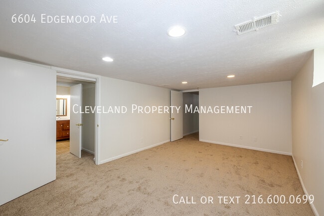 Building Photo - 6604 Edgemoor Ave