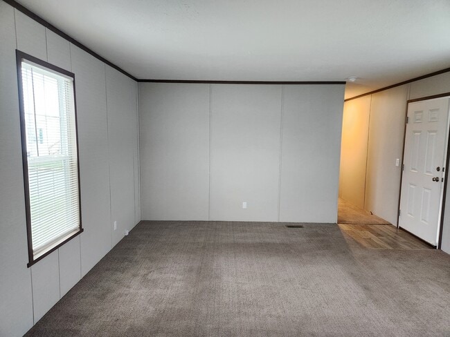 Building Photo - 543 Iowa