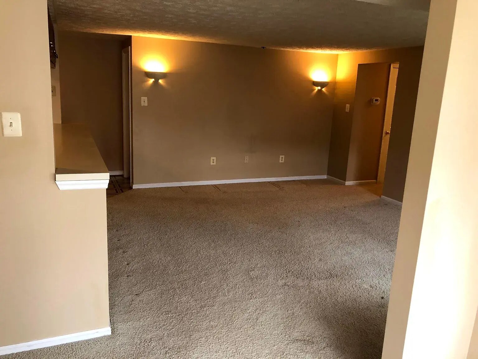 Building Photo - 601 Himes Ave