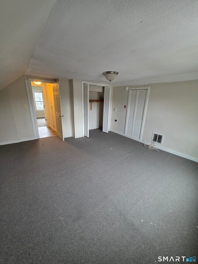 Building Photo - 49 Springdale Ave