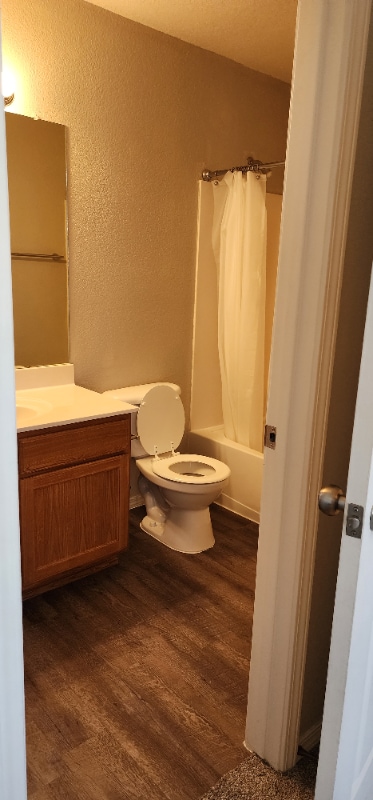 Building Photo - 6432 Los Pueblos Pl NW