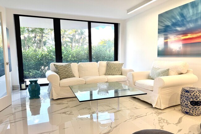 Building Photo - 2580 S Ocean Blvd