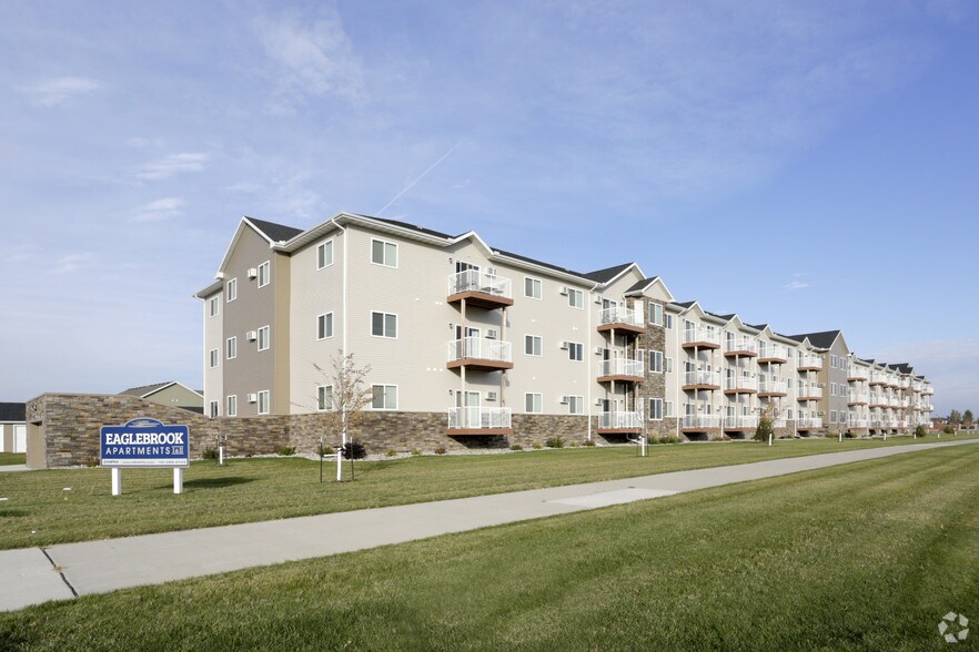 Eaglebrook 5450 26th St S Fargo ND 58104 Apartment Finder