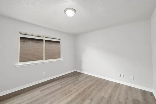 Building Photo - 12710 Hill Branch Dr