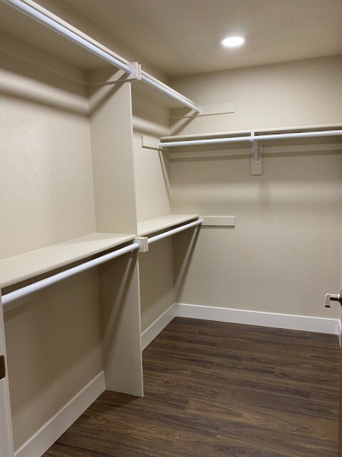 Building Photo - Across from Central Park, 3 bed/4 bath Townhome AVAILABLE 9/1/26