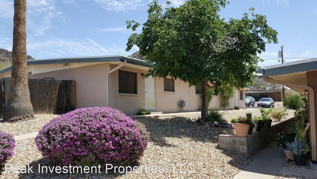 Primary Photo - 1401 E Dunlap Ave